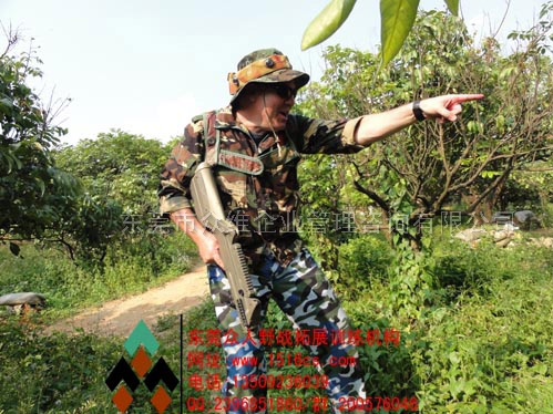東莞CS野戰(zhàn)：小樣你哪里跑！